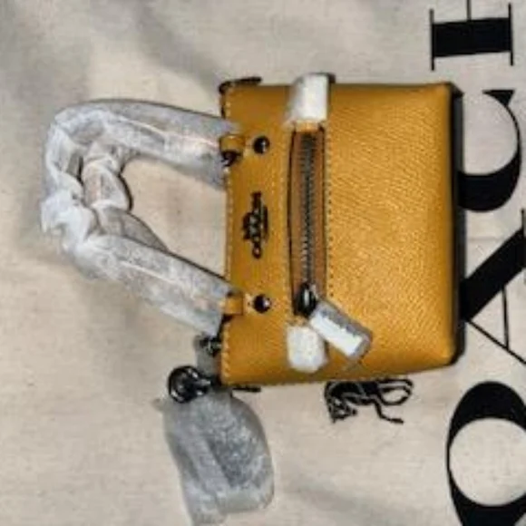 NWT Coach Mini Gallery Tote Bag Charm - Picture 3 of 7